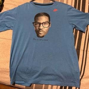 Nike Dri-Fit Kevin Durant T Shirt  size large youth